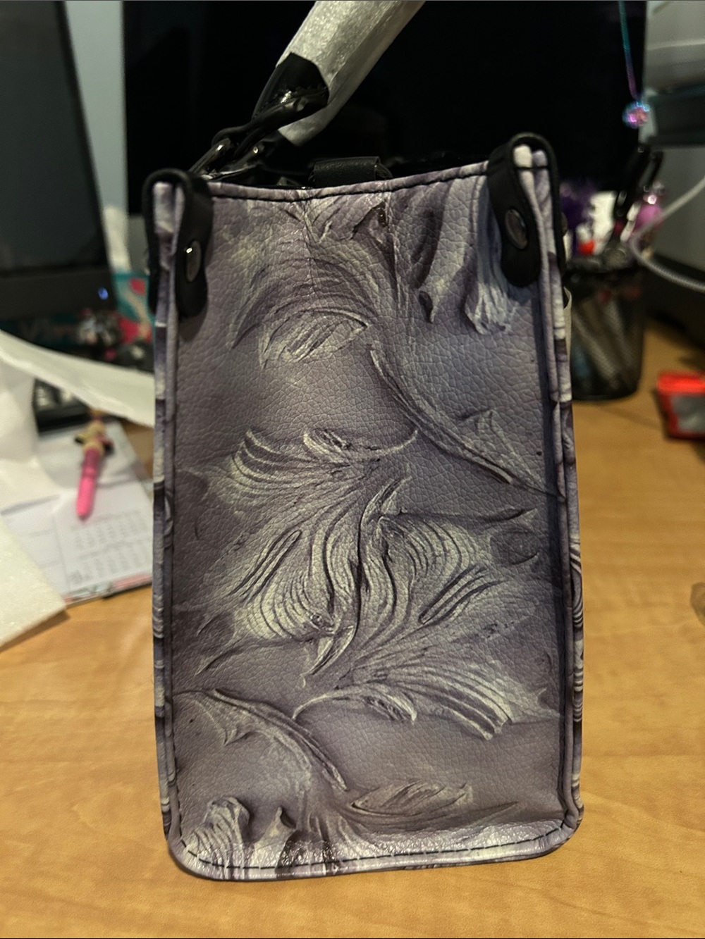Skull Embossed Crossbody Bag and Wallet Set - White/Grey With matching wallet - Picture 3 of 4